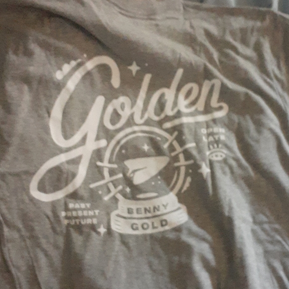 benny's gold t shirt - Picture 2 of 2